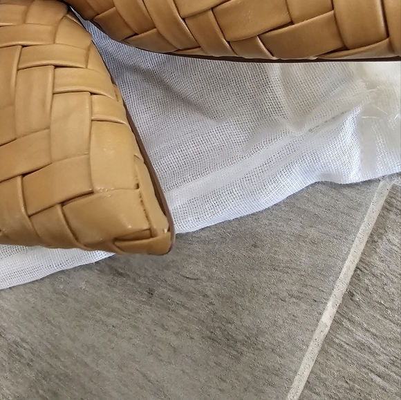 $25 shoes - Picture 6 of 6